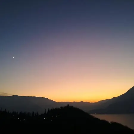 A Slice Of Heaven Over Como Lake... Apartment Perledo